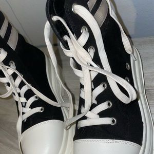 Cute platforms with a converse look